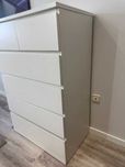 Camiseiro IKEA branco em otimo estado
