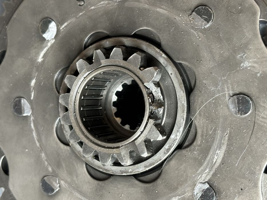 Sprzęgło kosz sprzęgłowy SUZUKI RMZ450 r 08-13