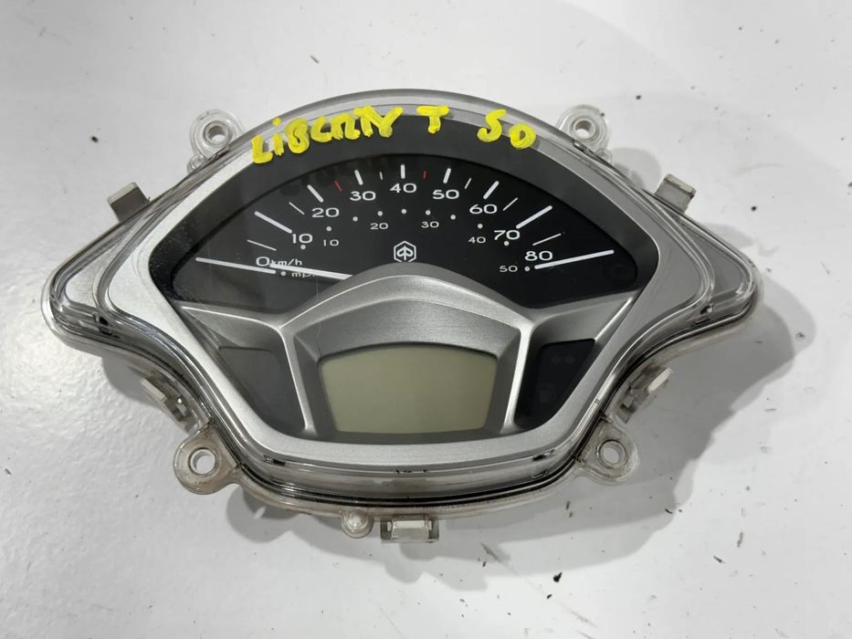 Licznik Piaggio Liberty 50 16-22r.