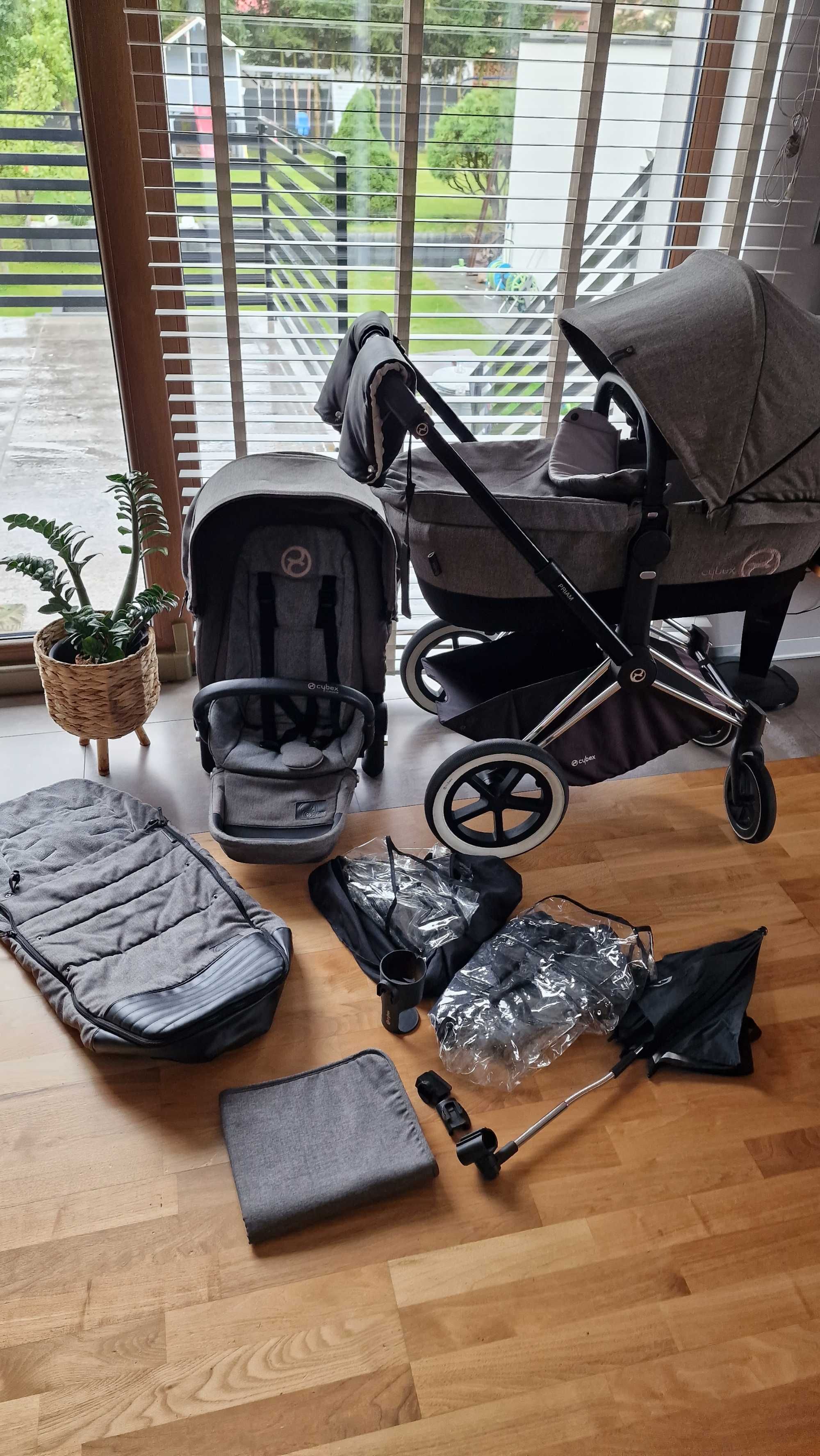 Sprzedam wózek Cybex Priam 1.0 Manhattan Grey z dodatkami.