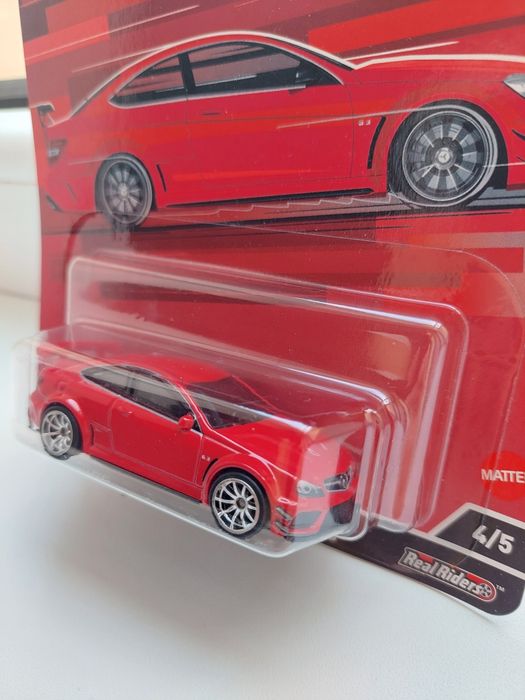 Hot Wheels '12 Mercedes-benz C63 Amg Coupe Black Series