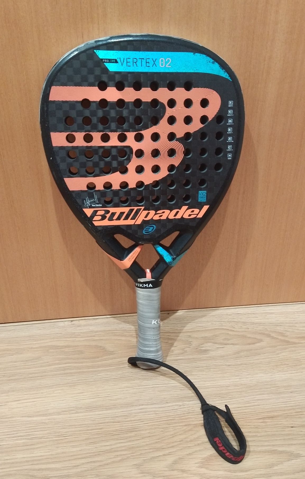 Raquete de padel Bullpadel Vertex 02 Maxi Sanchez 2018
