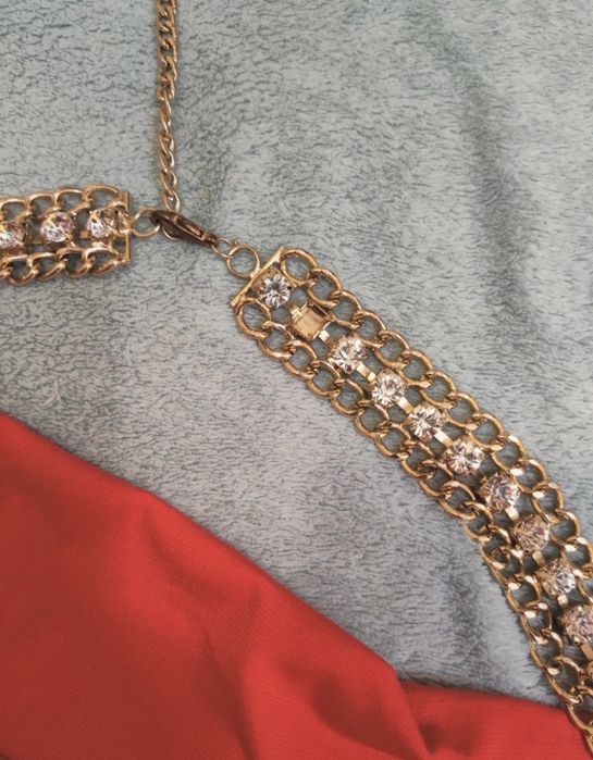 Imprezowa koktajlowa pomarańczowa sukienka Nikibiki zdobiona