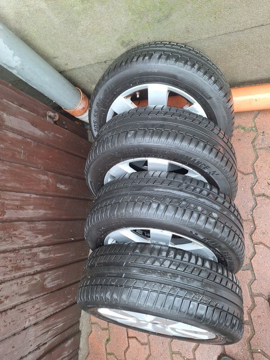 Felgi alu Mondeo mk3 z oponami 205/55 16