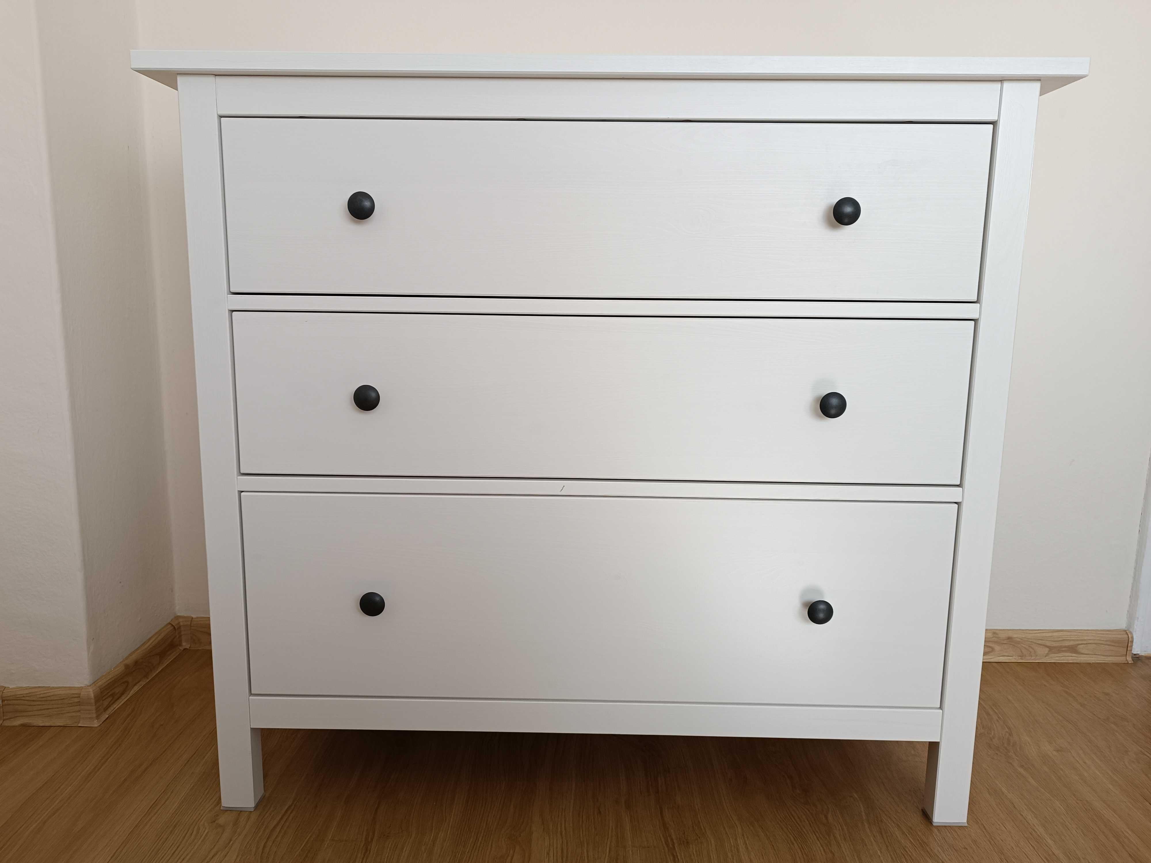 Komoda biała Hemnes Ikea