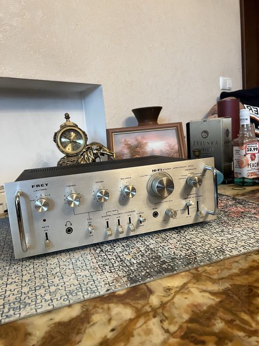 Вінтажний Стерео Підсилювач Frey 9303 / Японія / Два фонокоректора