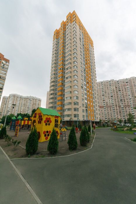 Скидки!!! Посуточно,Новая , Видовая квартира люкс Позняки, Пчелки