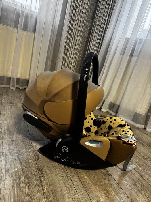 Автокрісло Cybex Cloud Z