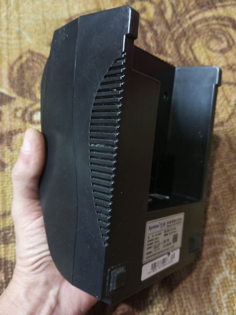 POS-принтер XPrinter XP-58IIH USB для печати чеков.