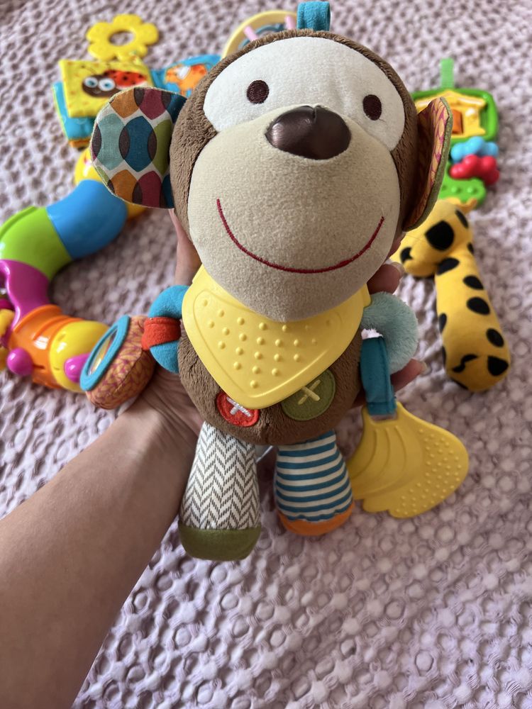 Іграшки для найменших: контрастна книжка, Fisher Price, Tiny Love