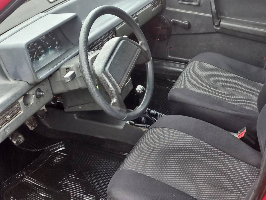 Продам ваз 2109 в хорошем состоянии.