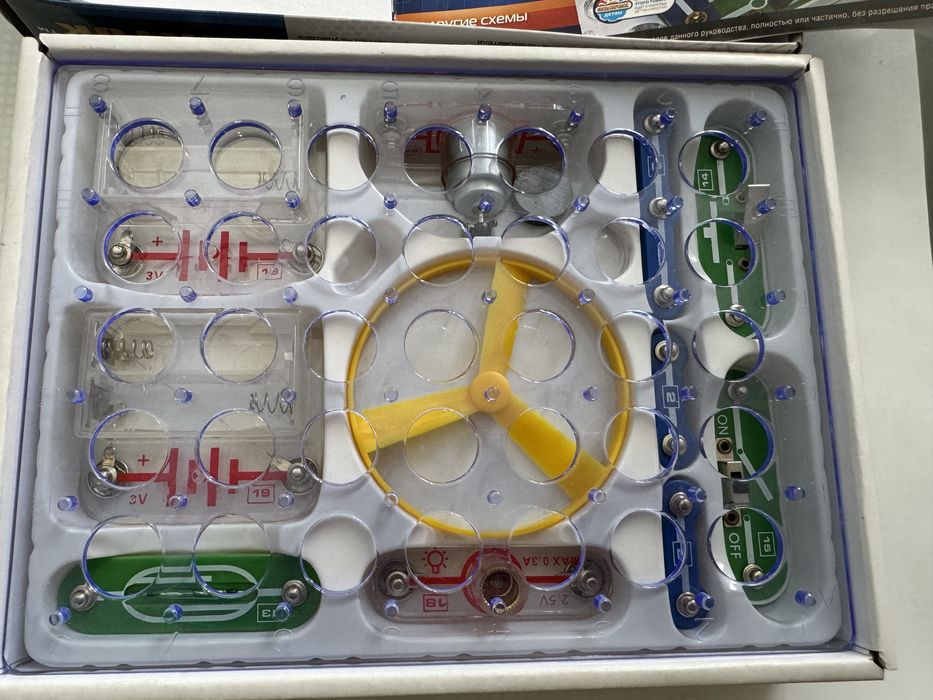Електронний конструктор ЗНАТОК (15 схем)
