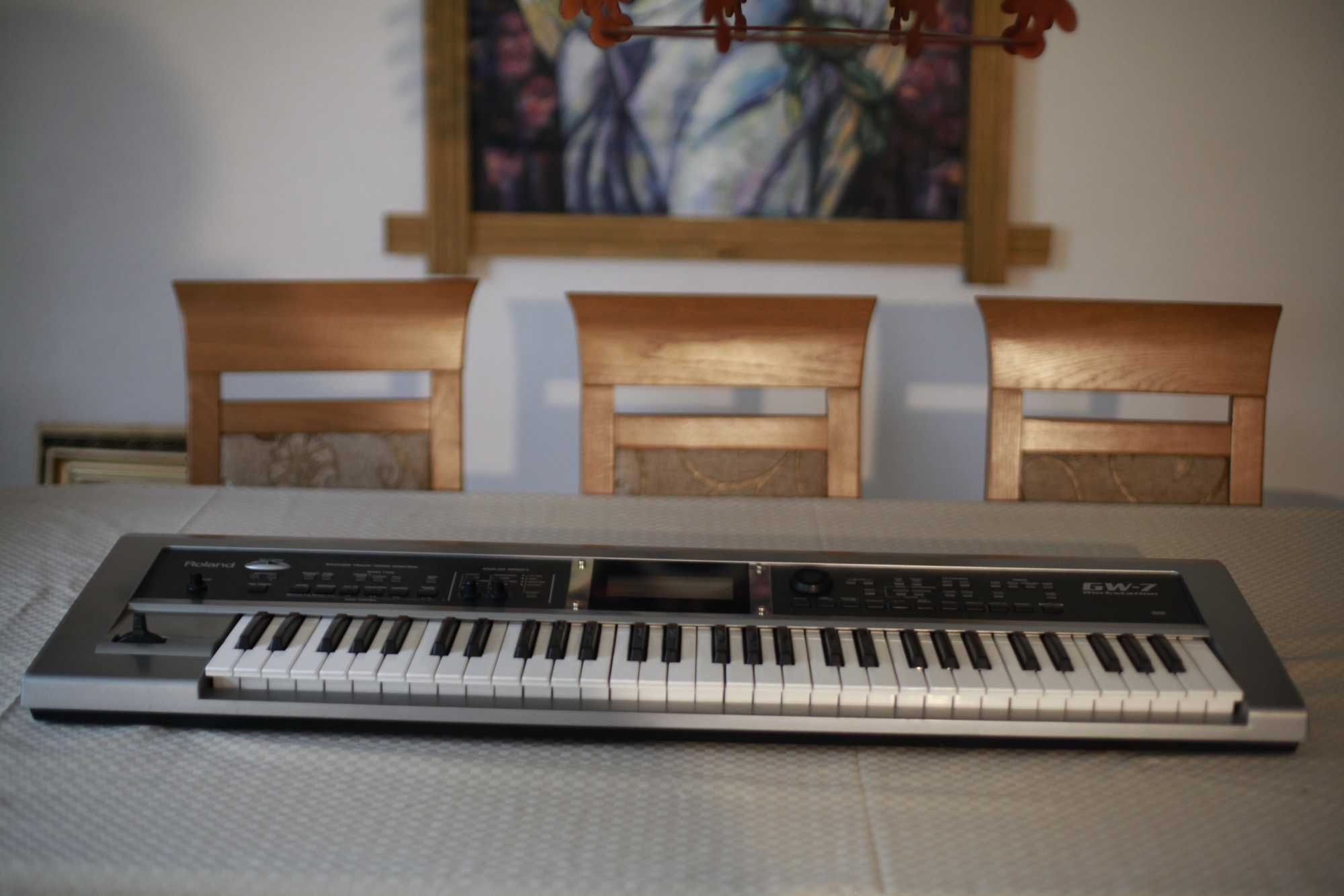 Syntezator Roland GW 7