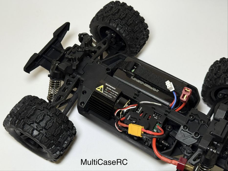 Машинка на радіокеруванні MJX Hyper Go 18208 / машинка на пульті 1:18