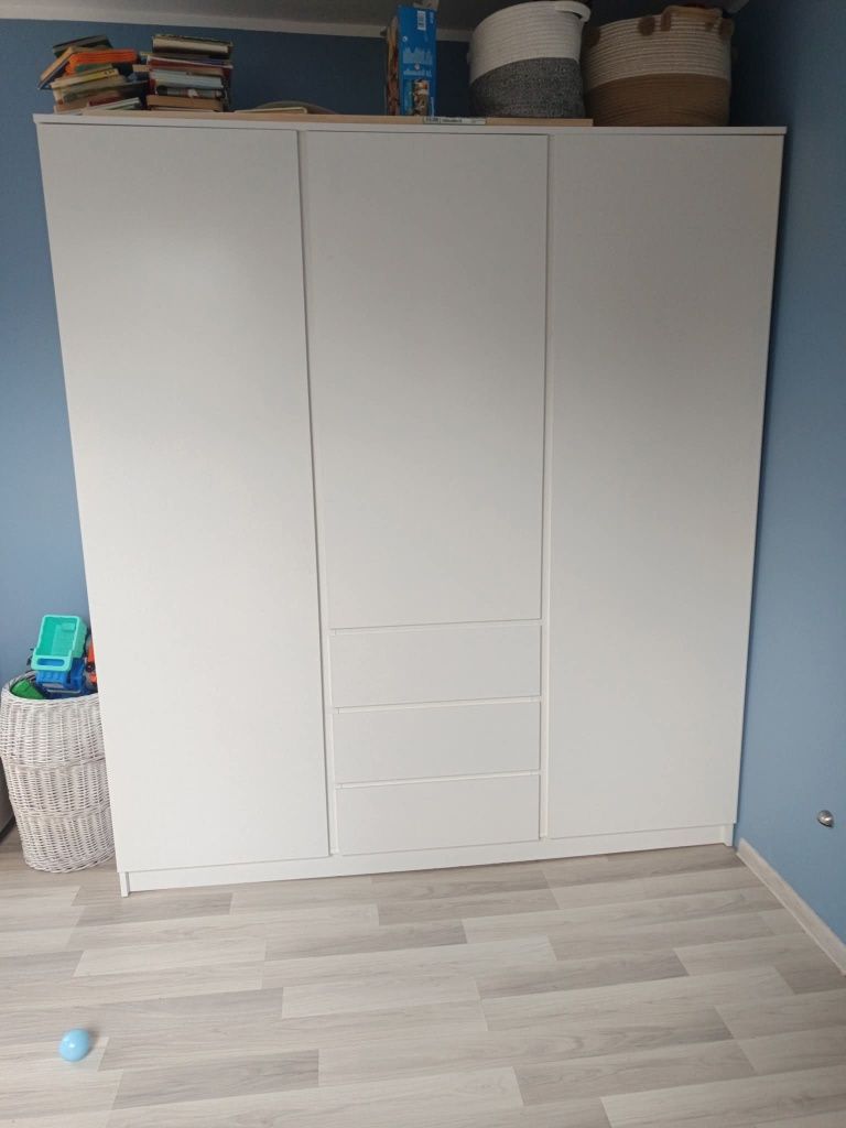 Szafa Jysk 180x200