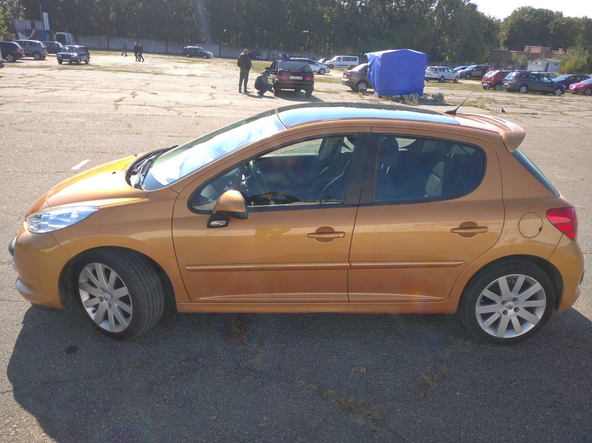 Продам Peugeot 207