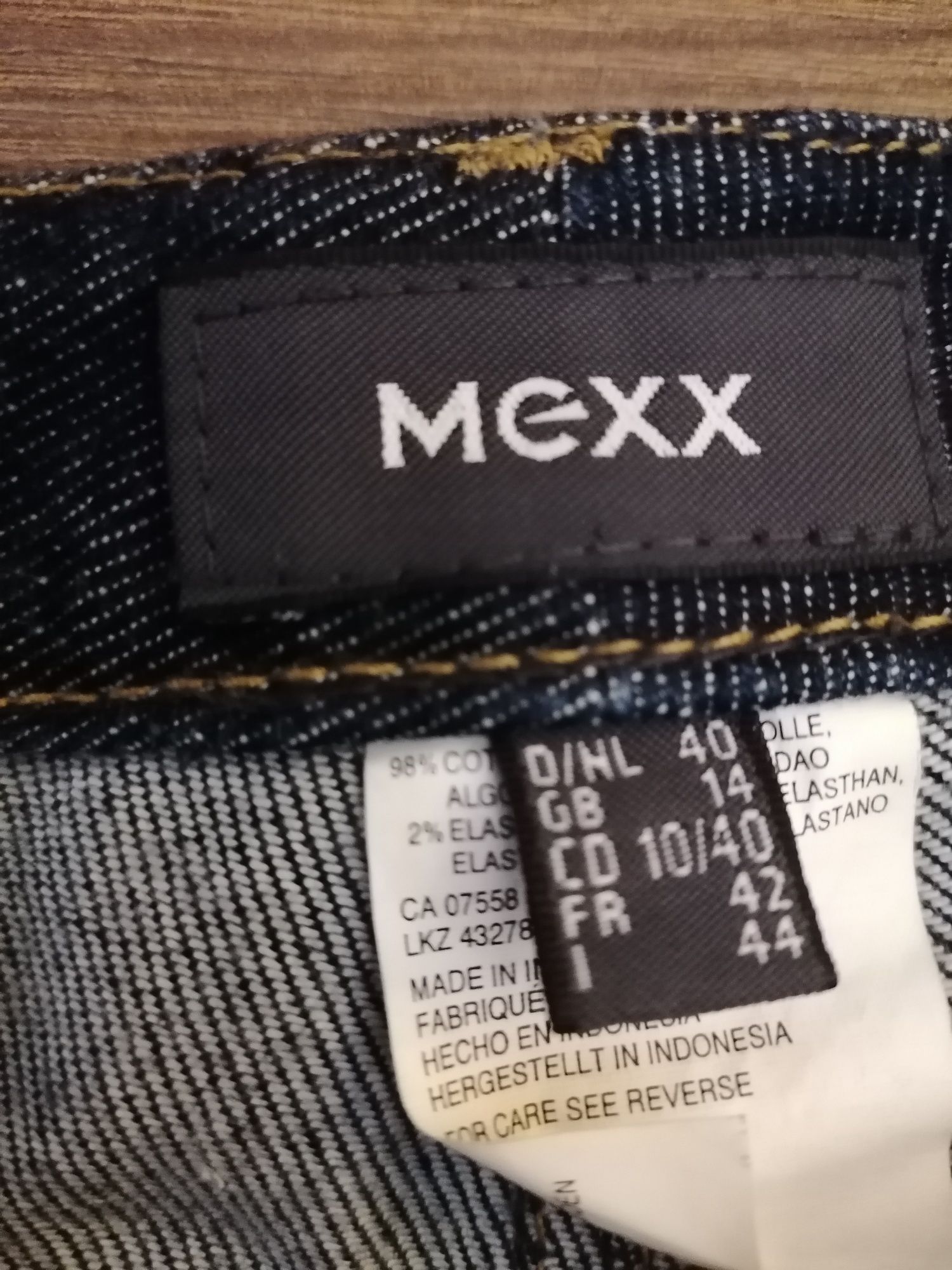 Dżinsy/jeansy damskie Mexx "dzwony"
