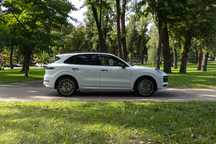 Porcshe Cayenne Turbo