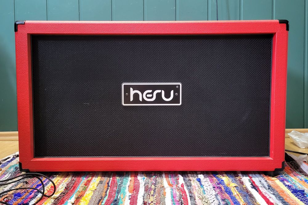 Kolumna gitarowa Hesu M212 Demon 2x12 Custom czerwona