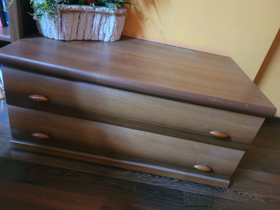 Piękna Komoda Wenge
