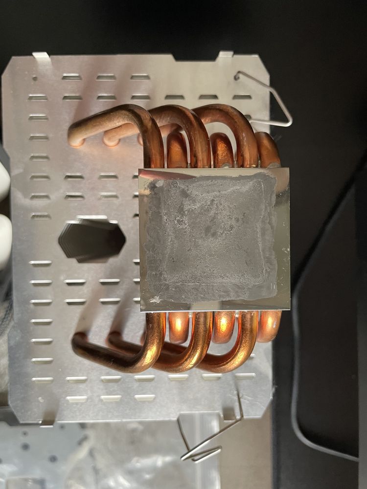 Części pc (pamięć ram, radiator, procesor)