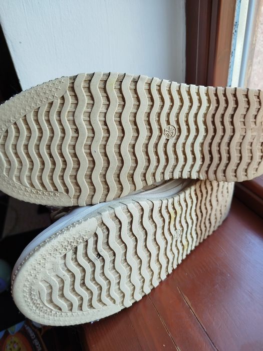 Кросівки,хайтопи р.37