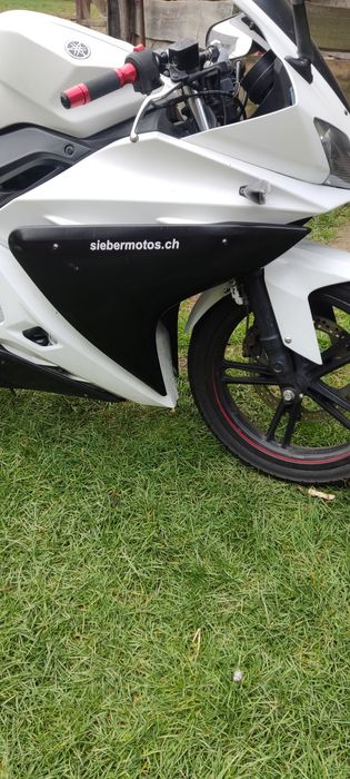 Yamaha yzf r125 bumerang owiewka
