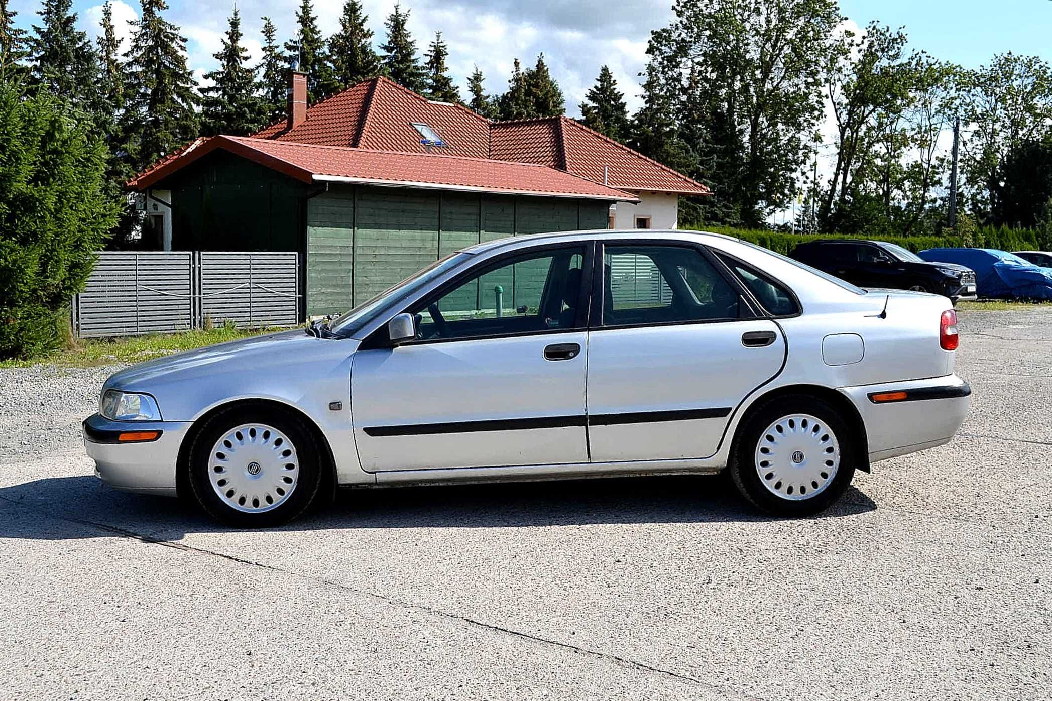 Volvo - S40  1.9 cm Diesel , klimatyzacja , okazja !!