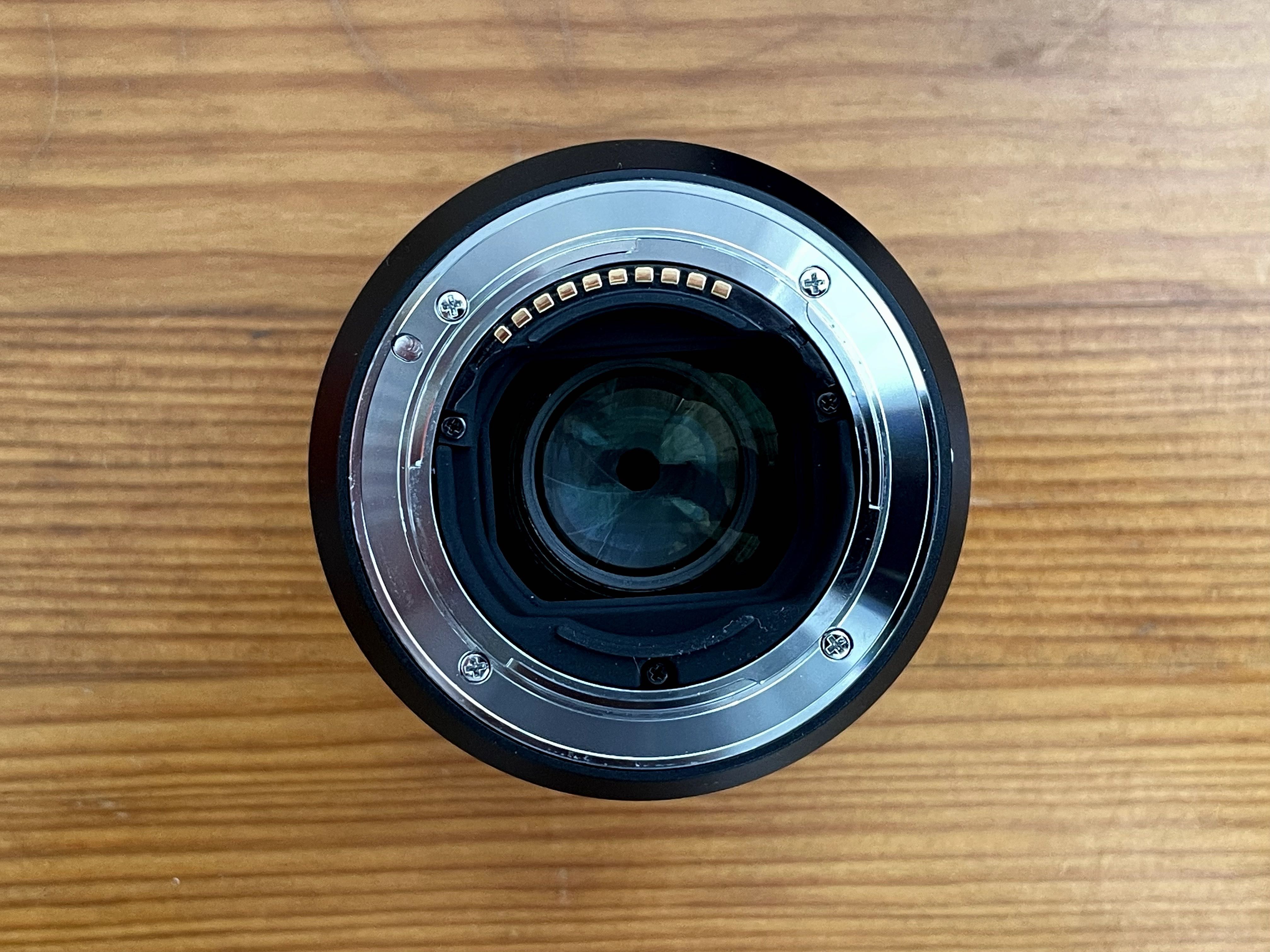 Objetiva Sony FE 85mm f/1.8