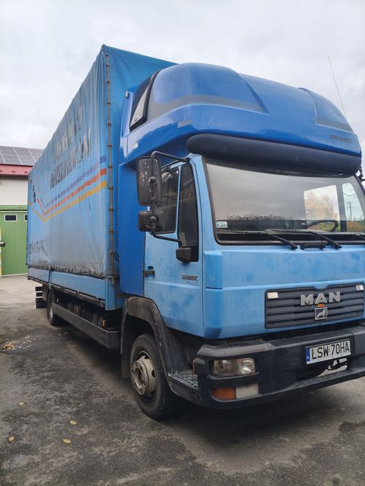 Samochód ciężarowy Man Le220C