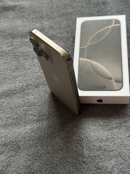 Продам IPhone 16 PRO MAX 256 Neverlock