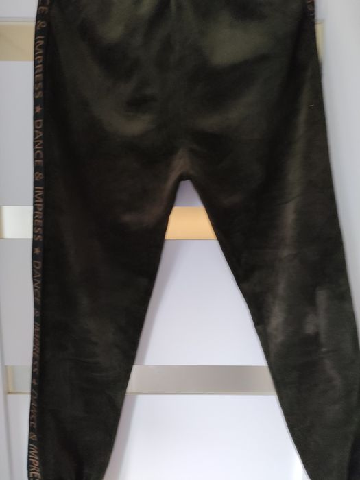 Welurowe ocieplane spodnie