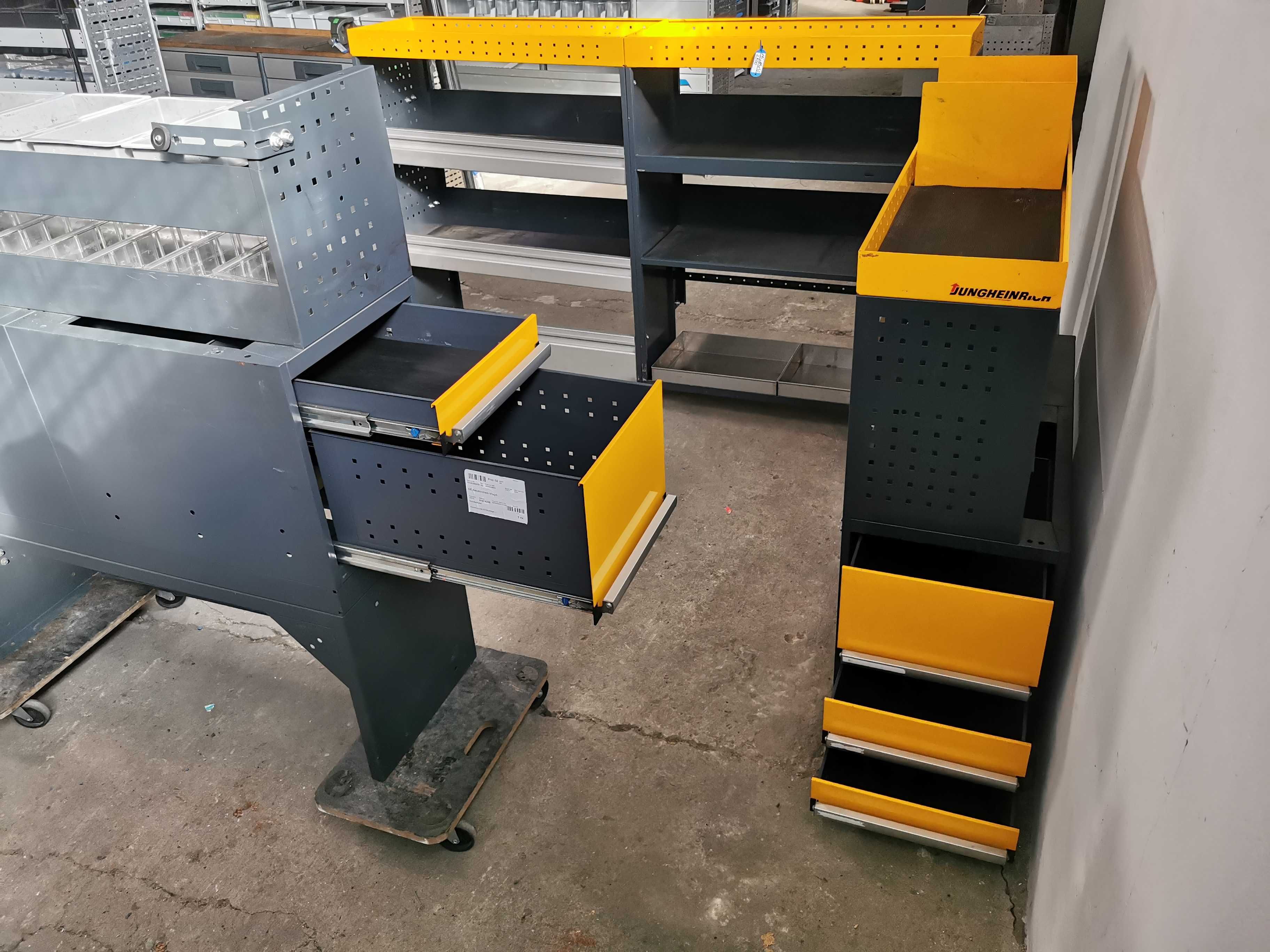 Zabudowa serwisowa warsztatowa VW T6 EXPERT TALENTO PROACE EXPERT VITO