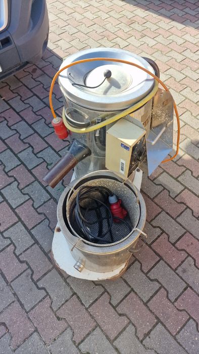 Elektryczna Obieraczka do ziemniaków