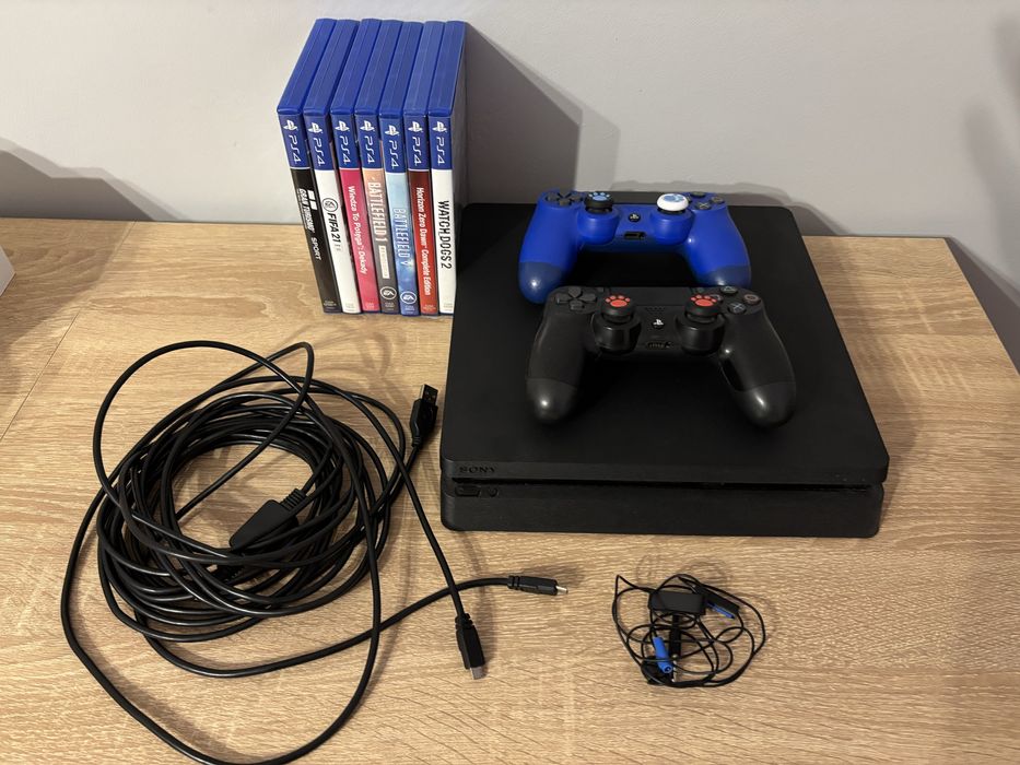 Sprzedam konsole ps4 slim 1tb