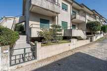 Andar moradia T3 com Garagem e Logradouro em Ferreiros, Amares