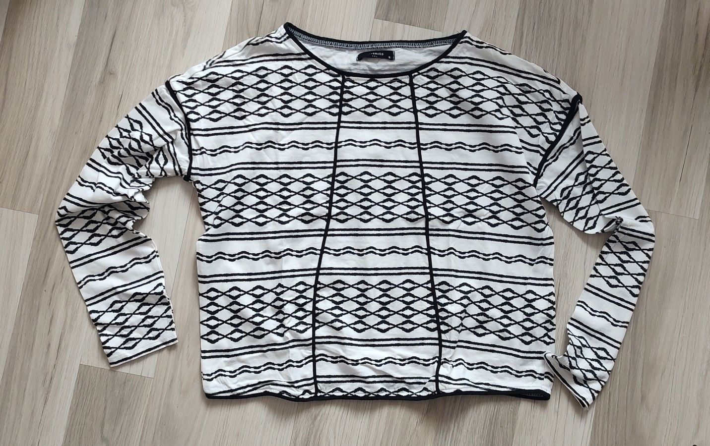 Zestaw, paka ubrań, bluzka Reserved + sweter, rozmiar S