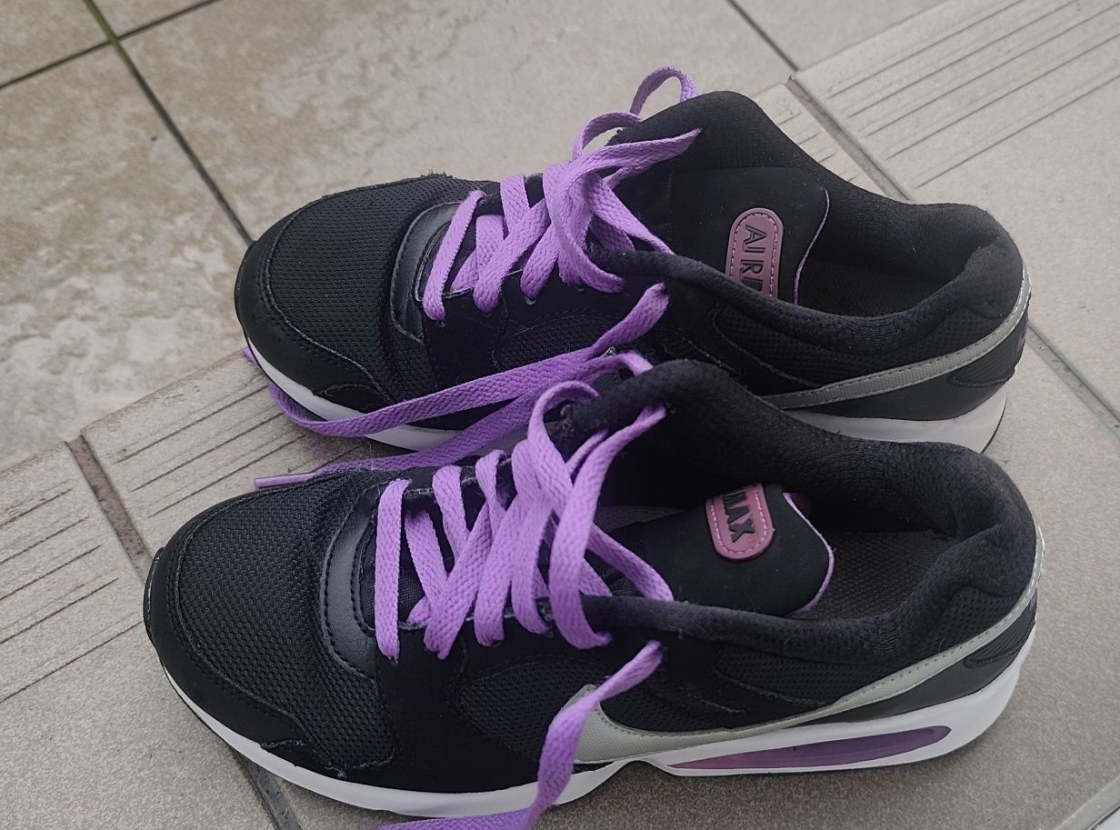 Buty młodzieżowe Nike Air Max r.38