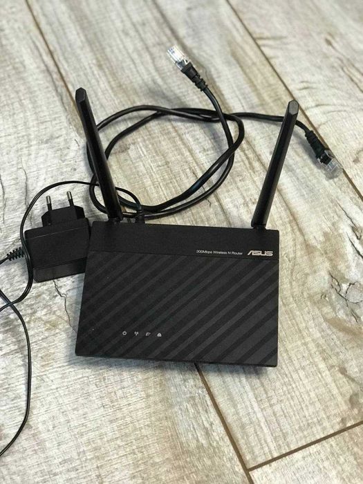 Бездротовий маршрутизатор (роутер) ASUS RT-N12+