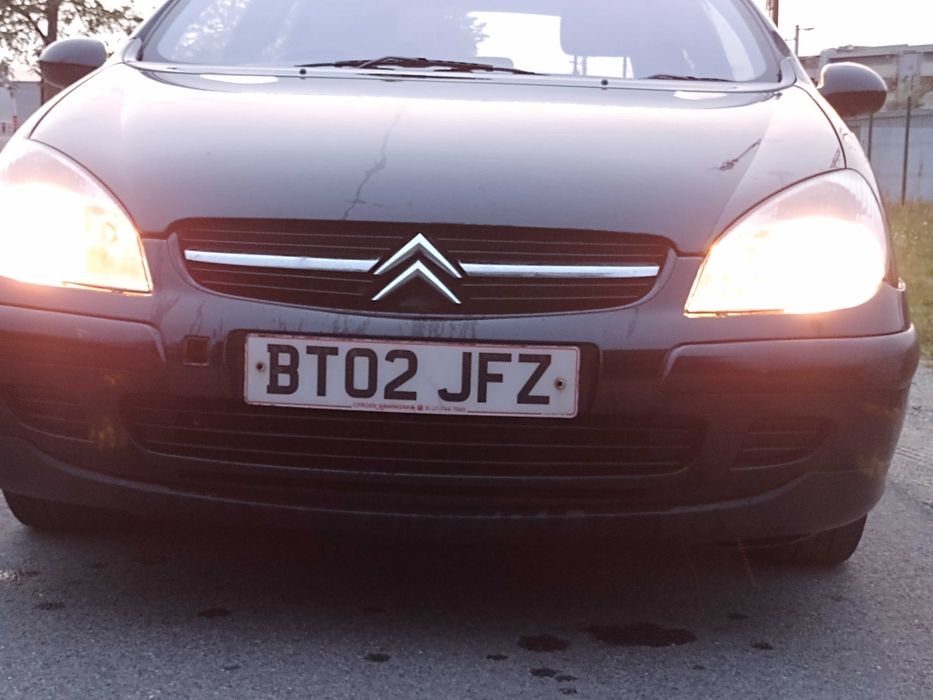 Citroen c5 anglik silnik 2,0 hdi  sprawny jeżdżacy czarny na Wrak RACE