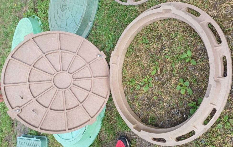Włazy ogrodowy, kanalizacijna, pokrywa studnia,  do szambo, polimerowy