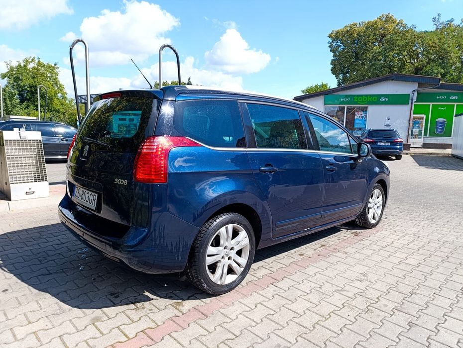 Peugeot 5008 2.0HDI Bogate wyposażenie