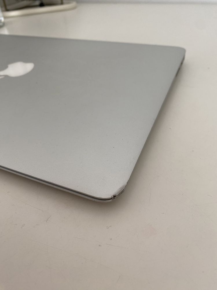 Macbook Air 13-inch 2013