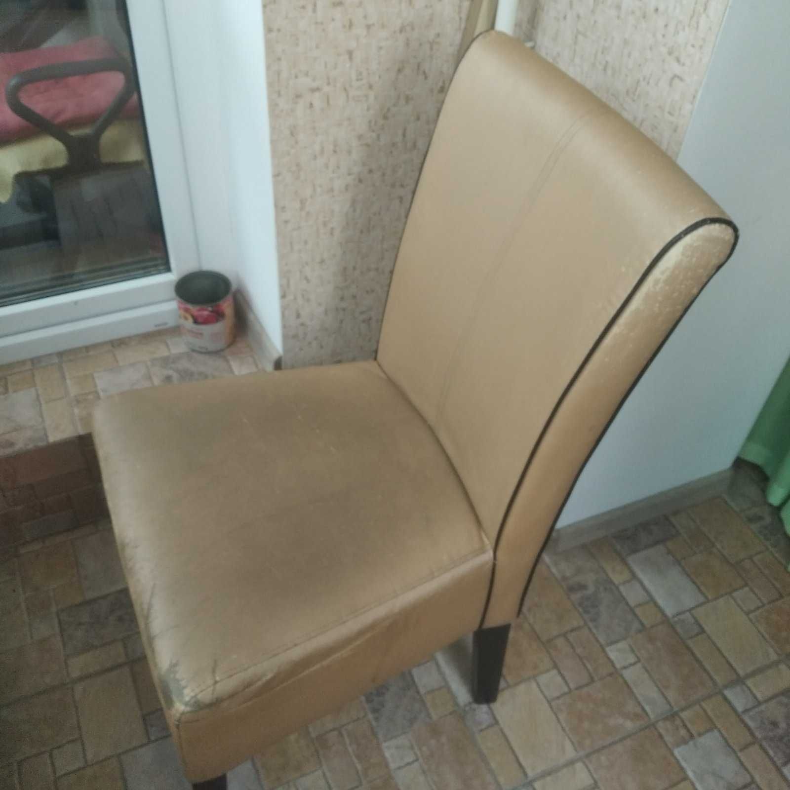 продам диванчик бу
