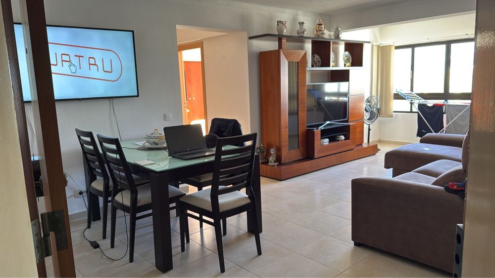 Apartamento T2 Excelente Oportunidade - Frente Estádio Portimonense