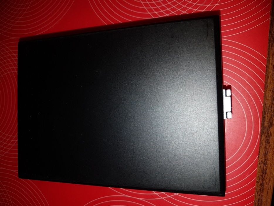 Elegancki zestaw do wina nowy