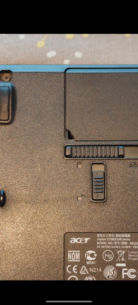 Portátil Acer Aspire 5738ZG