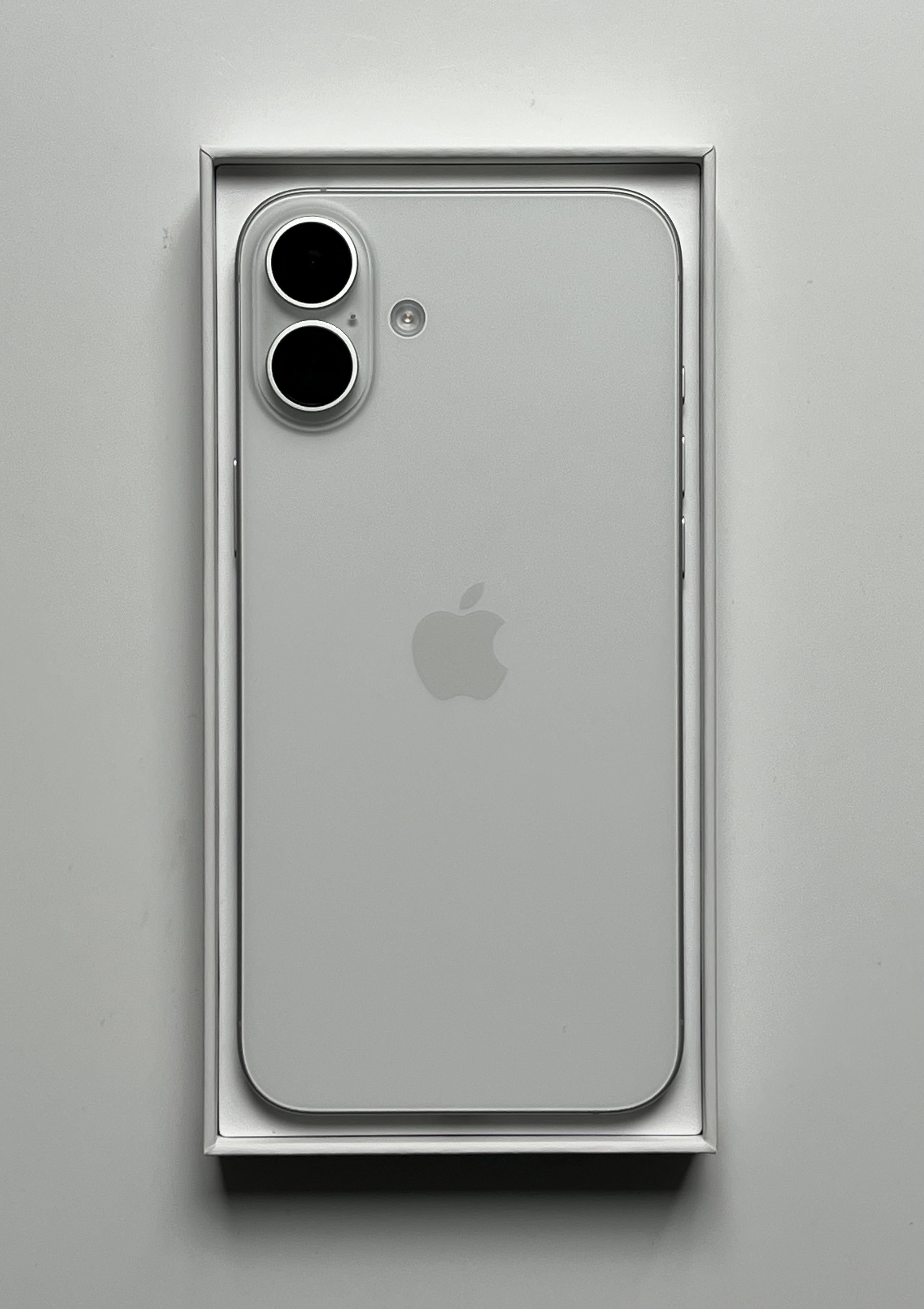 OUTLET Apple iPhone 16 Plus 128GB 0 CYKLI FV23 Gwarancja Apple