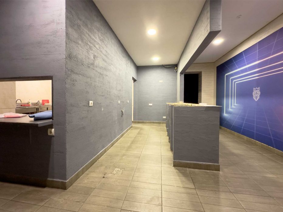 Продаж приміщення по вул.Морозна