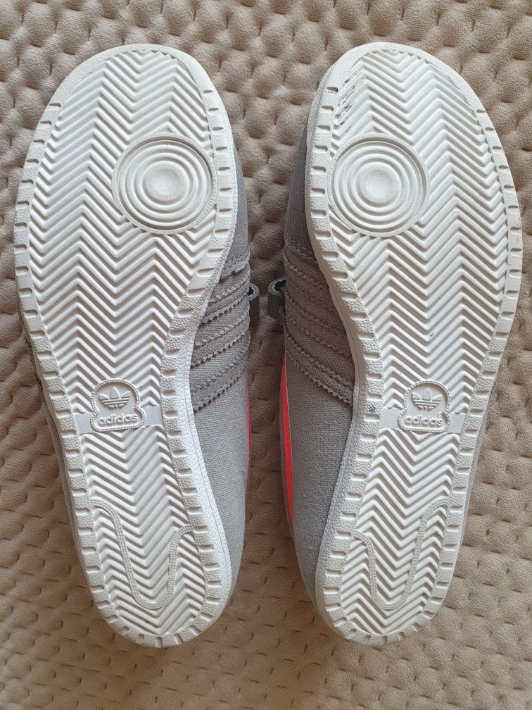 Adidas sleek series взуття жіноче босоніжки кросівки адідас
